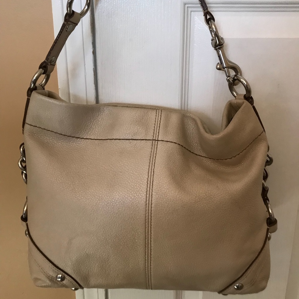 Coach Carly pebbled leather beige silver hardware